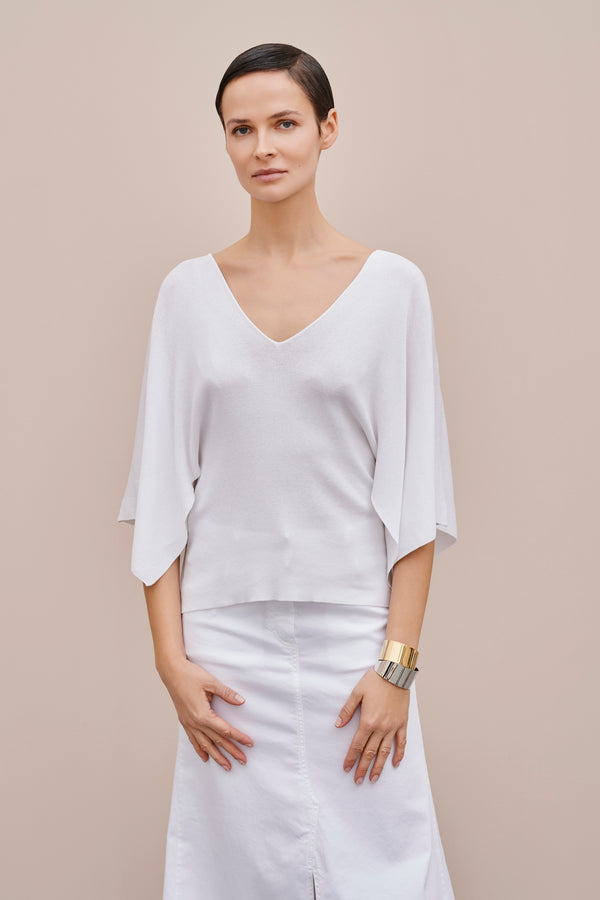 TIGHT-FITTING V-NECK TOP IN VISCOSE