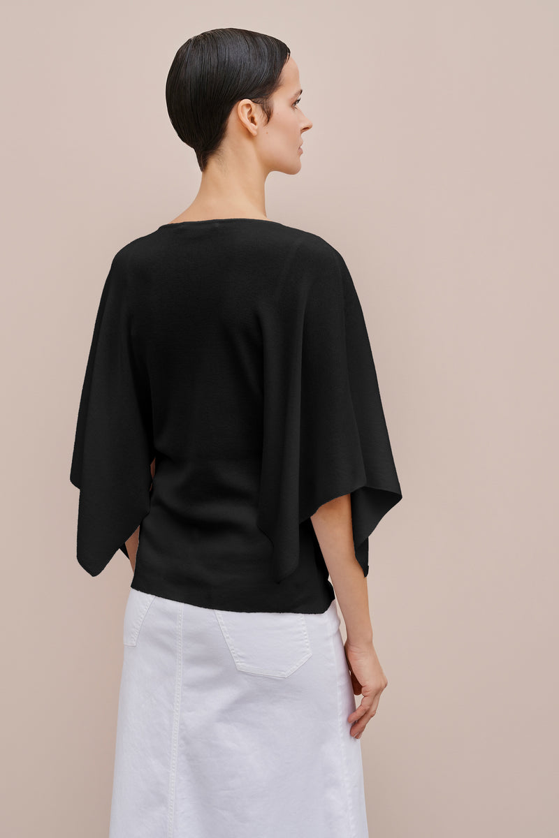 TIGHT-FITTING V-NECK TOP IN VISCOSE