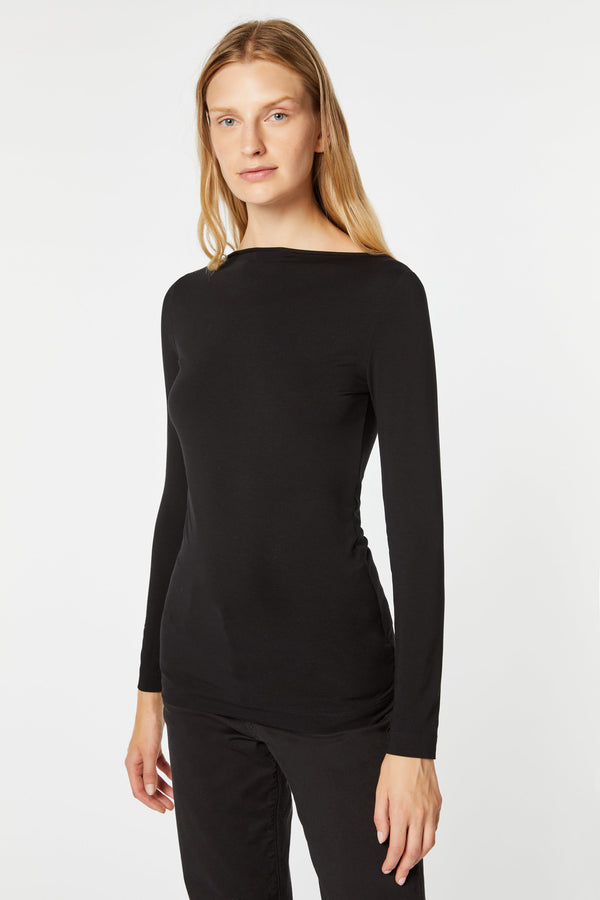BASIC BATEAU-NECK TOP IN STRETCHY VISCOSE JERSEY