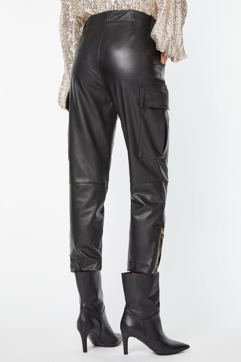 CARGO PANTS IN FAUX LEATHER