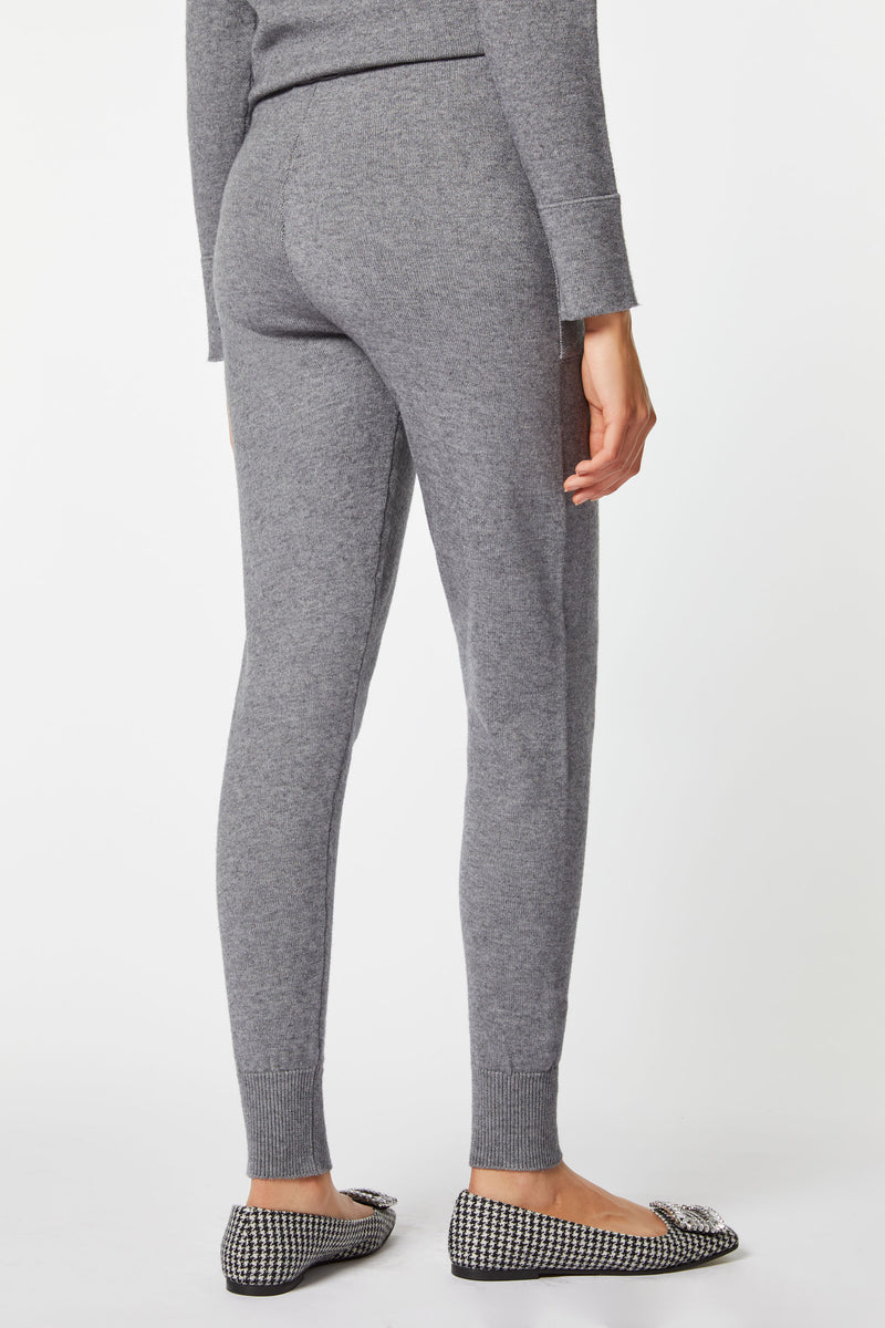STRETCHY JOGGERS