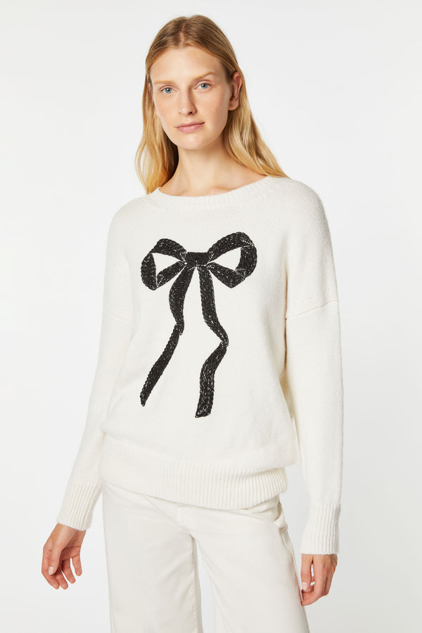 CHUNKY KNIT SWEATER WITH BOW PATTERN