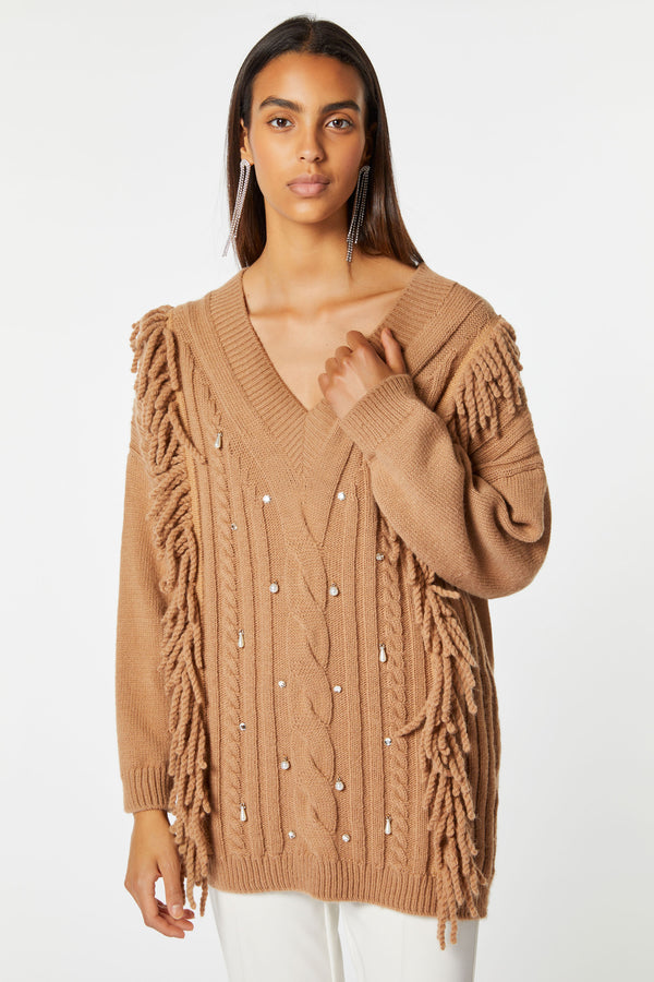 CHUNKY KNIT SWEATER WITH FRINGES, PEARLS AND RHINESTONES