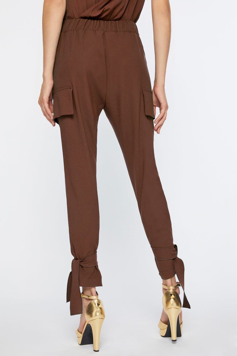 CARGO PANTS IN STRETCH VISCOSE CREPE WITH ANKLE STRAPS