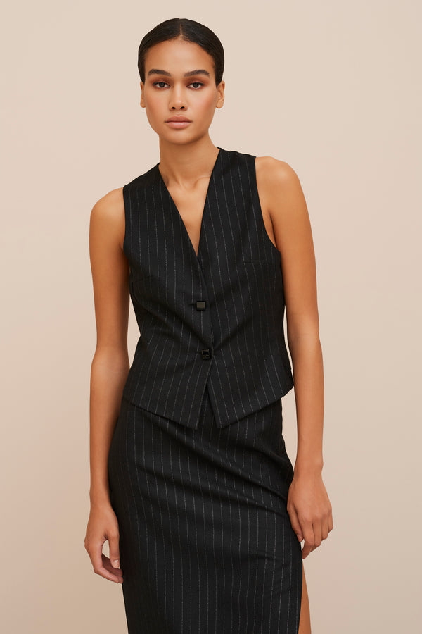 TAILORED VEST IN METALLIC PINSTRIPE STRETCHY FLANNEL WITH METAL BUTTONS