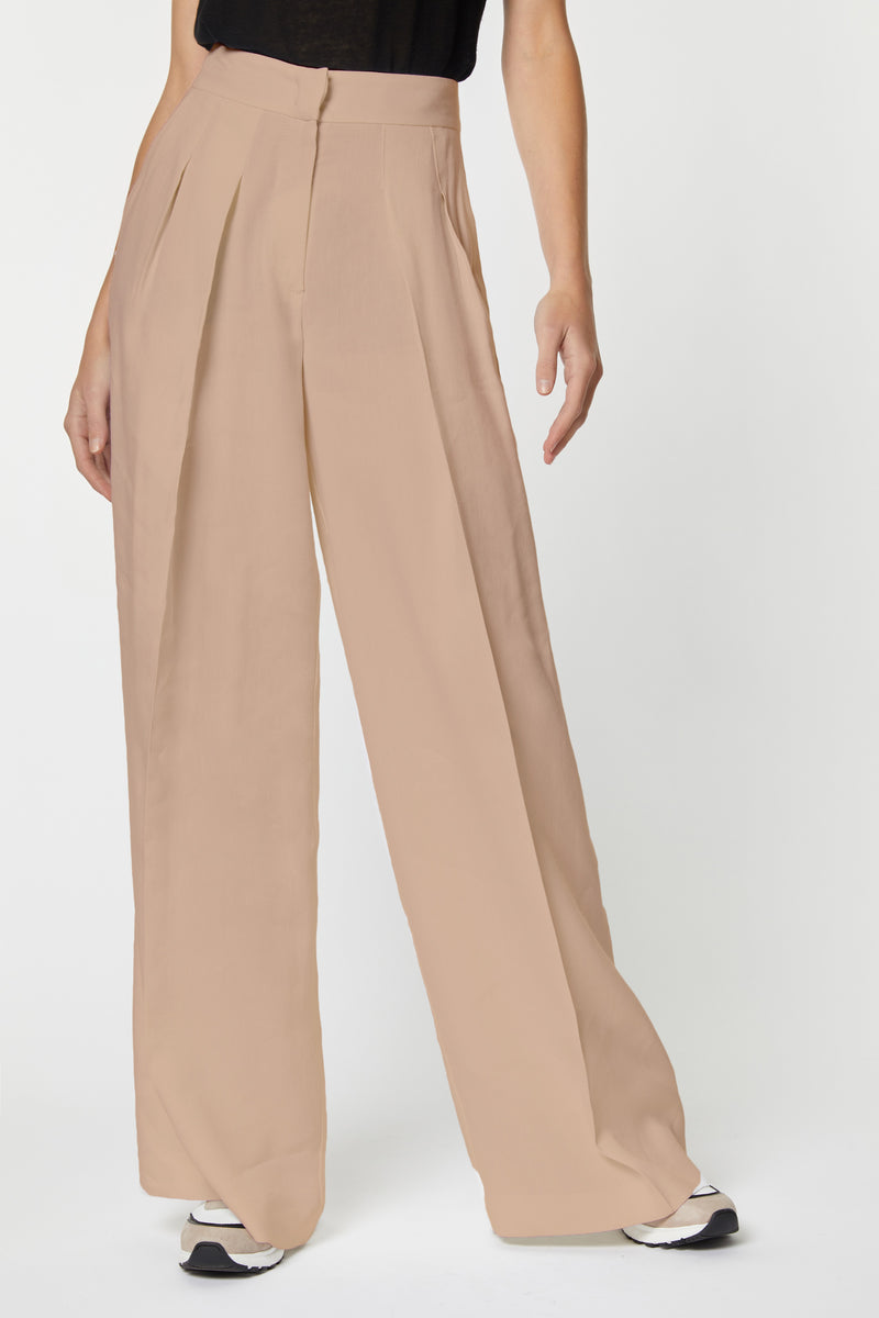 WIDE TAILORING TROUSERS IN FRESH LINEN