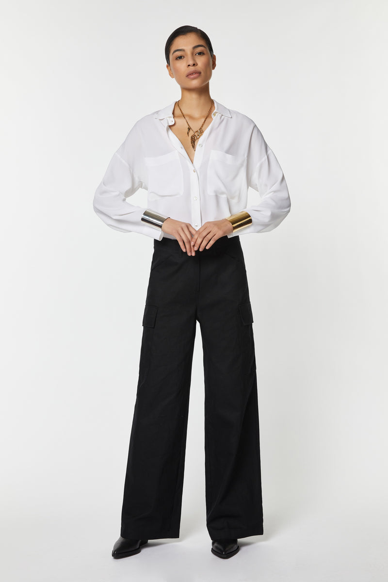 CARGO PANTS IN COTTON GABERDINE WITH BIG SIDE POCKETS