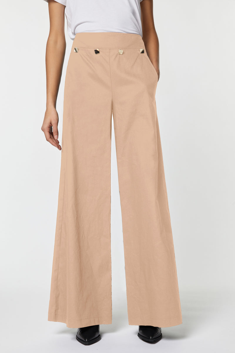 LOOSE PANTS IN COTTON GABERDINE WITH GOLD BUTTONS ON THE FRONT