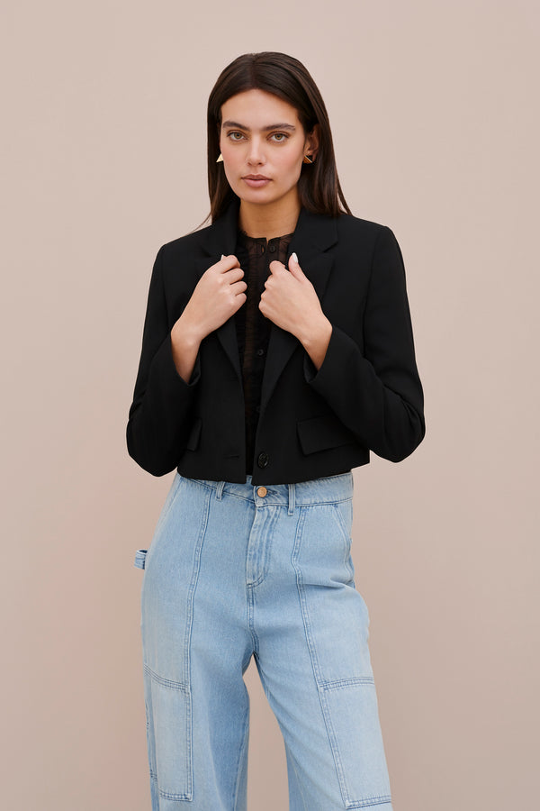 SHORT JACKET IN CREPE SATIN WITH SEWN-ON POCKET FLAPS