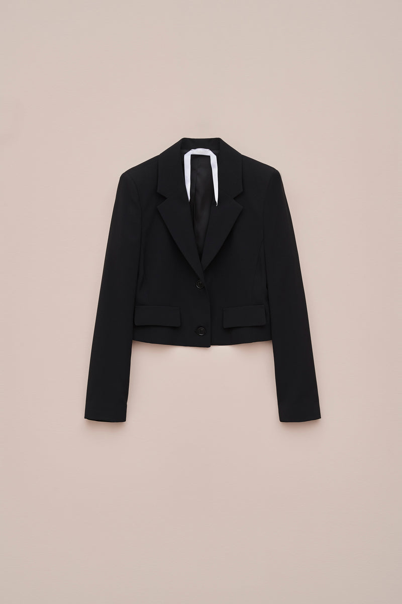 SHORT JACKET IN CREPE SATIN WITH SEWN-ON POCKET FLAPS