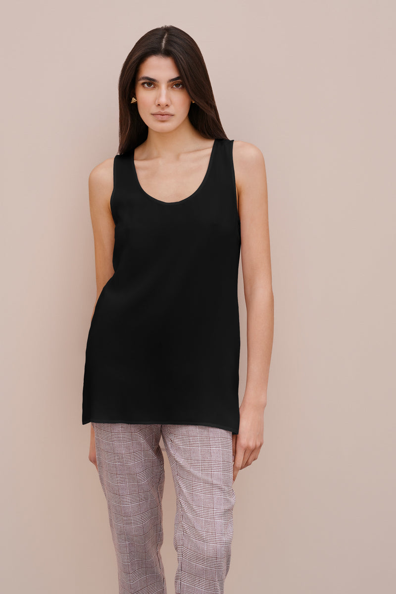 SLEEVELESS TOP IN CREPE DE CHINE WITH ROUND NECK
