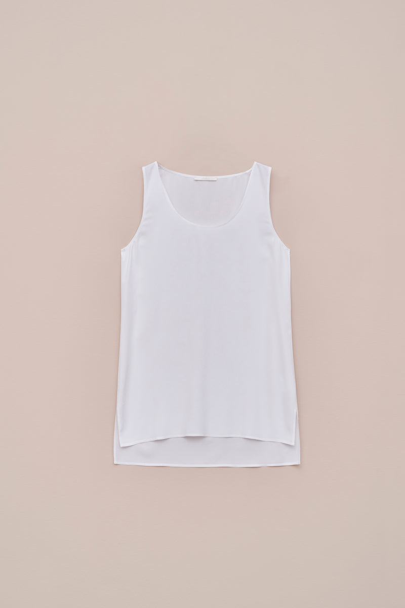 SLEEVELESS TOP IN CREPE DE CHINE WITH ROUND NECK