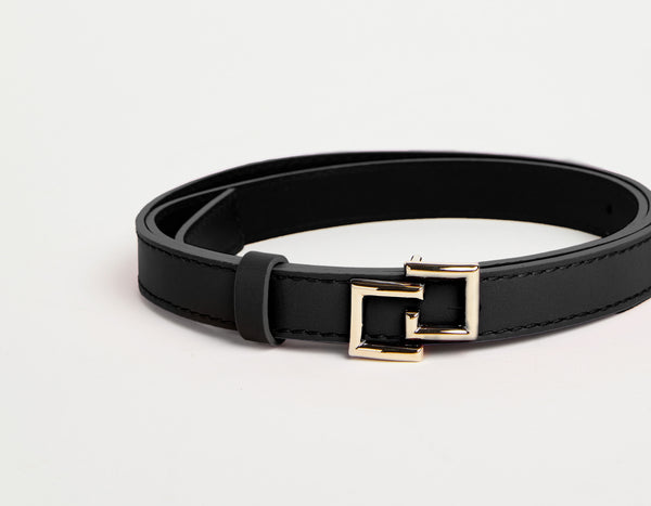 THIN LEATHER BELT WITH GOLD CG BUCKLE